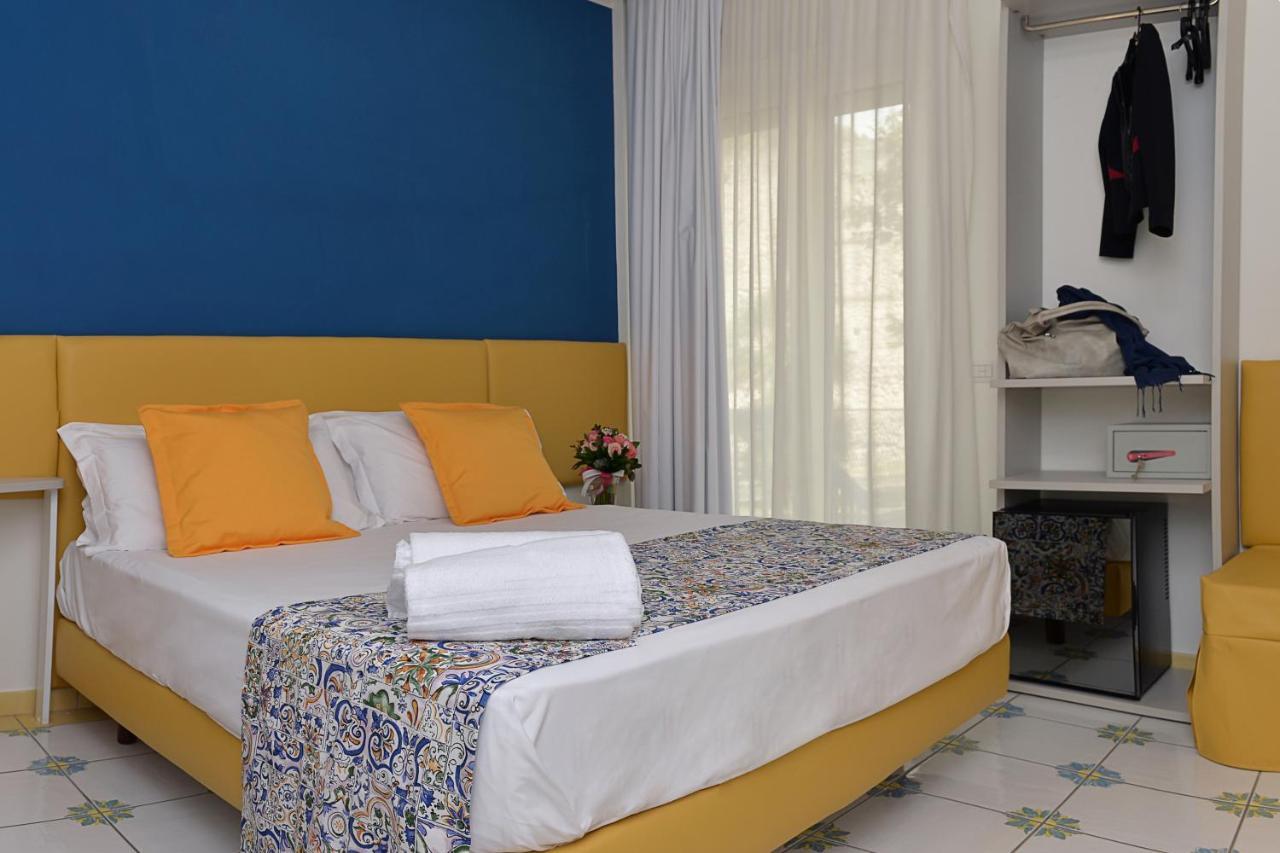 San Domenico Accommodation Maiori Bagian luar foto
